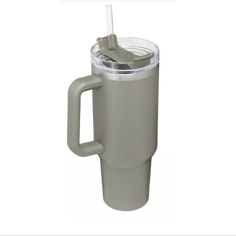 Stanley Quencher 40oz cup